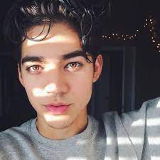 Benjpierce Brown Eyes Black Hair Amber Eyes Pretty Eyes
