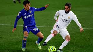 Real madrid broke their streak of losing every other game securing a victory in getafe's home, closing the distance momentarily with atleti and having mendy. Spanish League Real Madrid Vs Getafe Summary Result And Goals Of The Matchday 1 Match Football24 News English