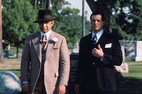 Al capone's (stephen graham) ensemble from hbo's period crime drama series boardwalk empire. Al Capone Die Nacht Der Lebenden Texte