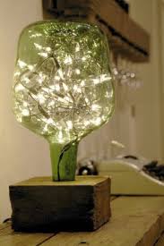 Cette bonbonne de verre avec robinet sera utile pour servir du punch, ou toute autre boisson lors de vos fêtes. 21 Diy A Realiser Avec Des Bouteilles En Verre