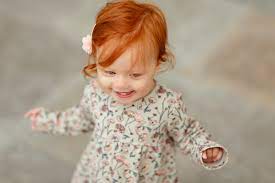 I futuri genitori, si sa, vorrebbero sapere tutto dei bimbi a cui daranno la luce. Capelli Dei Neonati Come E Quando Crescono