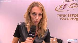 Allez hop rdv à 13h15 en clair sur @canalplus ! Margot Lafitte Laurie Delhostal Formula One 21 Septembre 2014 Youtube
