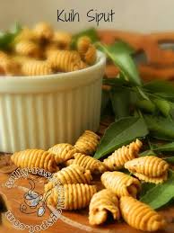 Resepi sukatan cawan kuih sagu yang enak, sekali buat terus menjadi. Resepi Kuih Siput Raya Resepimee Junotee Com