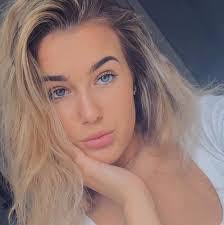 Tami Perdue's Instagram, Twitter & Facebook