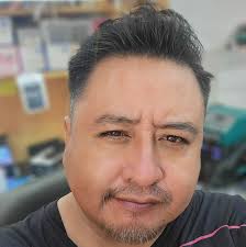 Adivina 🕳❔ Mide unos 20...