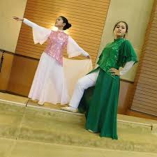 Anda ingin mencari baju tamborin dan bisa dipesan menurut motif dan keinginan pembeli dengan kualitas yang bagus.disinilah tempatnya. 25 Inspirasi Keren Model Baju Tamborin Modern Maria Space