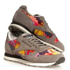 Shoes Clothes Athletic Gear Sneakers Fashion Sneaker Collection Reebok Classic