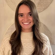 Still pinching myself from my trip to New York earlier this week when I  joined the esteemed ranks of Ragan Communications and PR Daily's Top Women  in Communications.