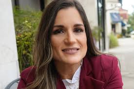 Connie Bravo, Realtor