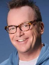 Tom Arnold : seus Filmes e séries em streaming
