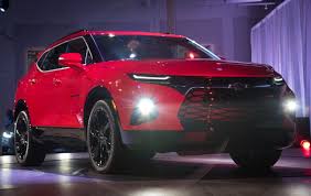 Finally, the 2020 chevrolet blazer rs, which comes standard with the v6, starts at $41,795, matching the 2019 model year. Neuer Chevrolet Blazer 2021 Preise Spezifikationen Fotos