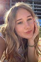 Hannah Earnest's Instagram, Twitter & Facebook