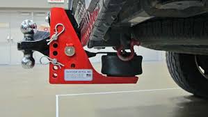 Fifth wheel hitch with universal rails: Shocker Hitch Air Ride Towing Products