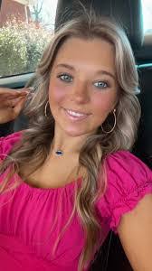 Alyssa Oldham's Instagram, Twitter & Facebook