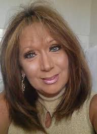 Kitty Bonner's Instagram, Twitter & Facebook