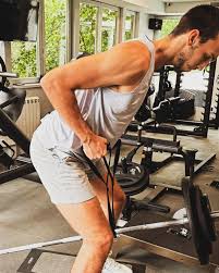 images?q=tbn:ANd9GcRXwONtFcb8gB-6X2BKoVT