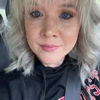 Danielle Donelson's Instagram, Twitter & Facebook