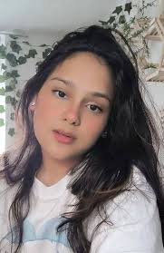 👤 Te acaba de seguir. ｡ﾟﾟ・｡・ﾟﾟ｡ ﾟ。 Me enamoré de ti. ﾟ・｡・ﾟ 🤍💜