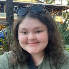 Laura Emde (@lauraemde_)