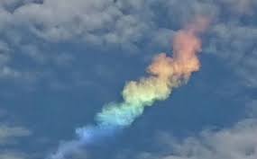 Langit awan awan biru foto gratis di pixabay. Viral Penampakan Awan Pelangi Di Langit Jepang Begini Bentuknya Okezone Lifestyle