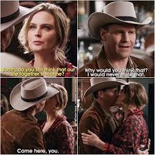 Bones Fanpage On Instagram 11x09 Love This Show Soo Much Emilydeschanel Davidboreana Bones Show Booth And Bones Bones Memes