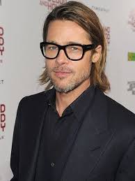 Thick rimmed glasses! stylingsaltlakecity.tumblr.com