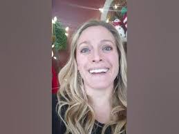 Sarah Henn's Instagram, Twitter & Facebook