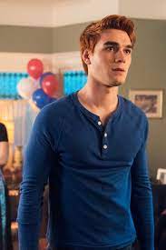 Read on to get the latest on archie and veronica's relationship, a possible reunion for betty and. What Riverdale S Shocking Season Finale Means For Season 3 Vanity Fair