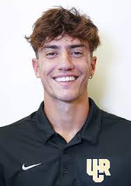 Jona Martinez's Instagram, Twitter & Facebook