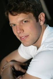 Jake Lacy (14 de Fevereiro de 1985)