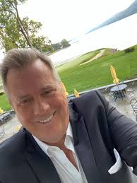 Greg Floyd (@CBS6Greg)