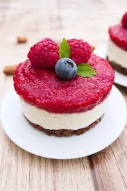 Cheesecake Leger Au Fromage Blanc Et Framboise Sans Cuisson En 2020 Cheesecake Leger Cheesecake Dessert