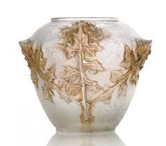 Rene Lalique Branches De Laiteron A Cire Perdue Glass Vase 1914 Price Realised Usd 120 000 Estimate Usd 220 000 Lalique Art Glass Jewelry Lalique Jewelry