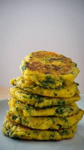Galettes Polenta Epinards Recette En 2020 Recette Manger Sainement Epinard