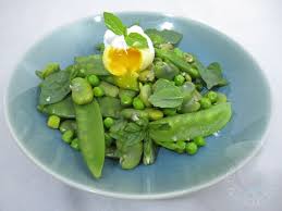 Salade De Feves Et De Pois Au Basilic Le Palais Des Saveurs En 2020 Salade De Feves Pois Gourmands Salade