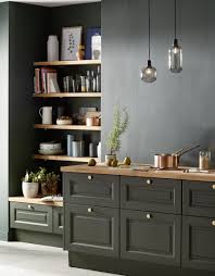 Dernière mise à jour le vendredi 04 décembre 2020. La Cuisine Iconique Romarin De Lapeyre Affiche Un Look Classique Revisite Renovation Cuisine Meuble Cuisine Designs De Petite Cuisine