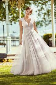 Glamour brautkleider köln stehen bei anna moda in großer auswahl zur verfügung. Brautmode Glamour Home Facebook