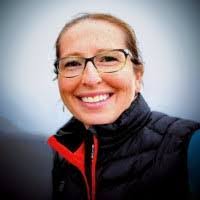 Vanessa Hahn's Instagram, Twitter & Facebook