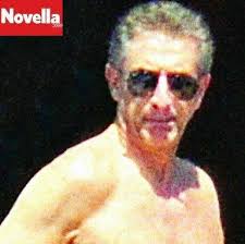Il matrimonio di lei e il fatto che sia incinta e abbia fame. Ezio Greggio Fatto A Fette Photos Facebook