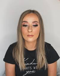 Ashley Rutter's Instagram, Twitter & Facebook