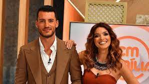 Maria cerqueira gomes começou o seu percurso no mundo da moda e em 2006 fez a sua estreia durante esses 12 anos, maria cerqueira gomes apresentou programas como quem te viu e quem. Em Familia Maria Cerqueira Gomes E Ruben Rua Encantam Fas Os Mais Lindos