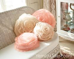 Artan Tullerden Geri Donusum Projeleri Yemek Odasi Ve Dekorasyon Yapma Cicekler Kirlent Kirlent