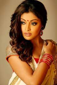 Epingle Sur Beaute Orientale Oriental Beauty