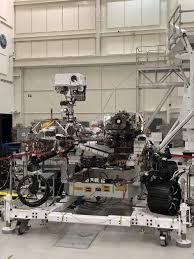 Il rover della nasa è in volo per marte. Mars 2020 Rover On Stand Nasa S Mars Exploration Program