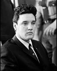 1 in the uk singles. Elvis Presley 1961 Elvis Presley Biography Elvis Presley Young Elvis Presley Photos