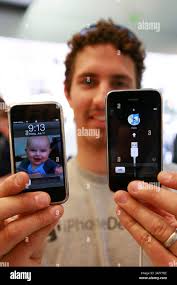 First generation iphone Banque de photographies et d'images à haute  résolution