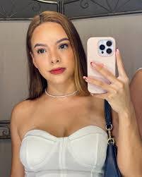 Alana Garrison's Instagram, Twitter & Facebook