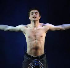 Daniel jacob radcliffe (born 23 july 1989) is an english actor, best known for playing harry potter in the harry potter film series during his adolescence and early adulthood. Jung Hubsch Und Steinreich Bilder Fotos Welt