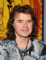 Папарацци тайком засняли свидание ирины шейк и канье уэста, подтвердив слухи об их романе Vlad Stashevskij Kaj Metov Kak Sejchas Vyglyadyat I Chem Zanimayutsya Kumiry 90 H Ledi Mail Ru