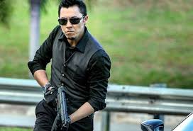 Tells a story about a group of special unit force led by roslan, who has been trying to bring down a robbery gang led by a guy named asyraff. Sinopsis Filem Kl Special Force 2018 Oh Hiburan